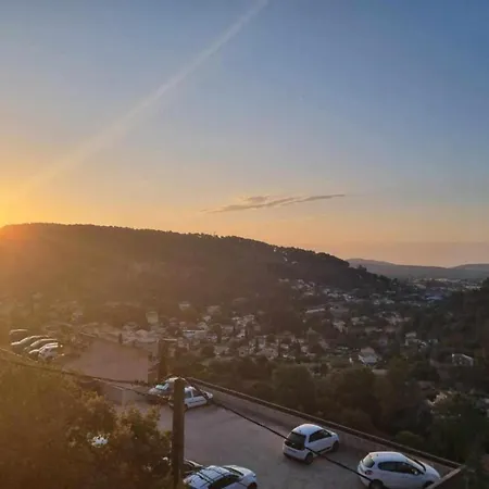 With Swimming Pool, Only 1 Km From Sea Villa Cavalaire-sur-Mer