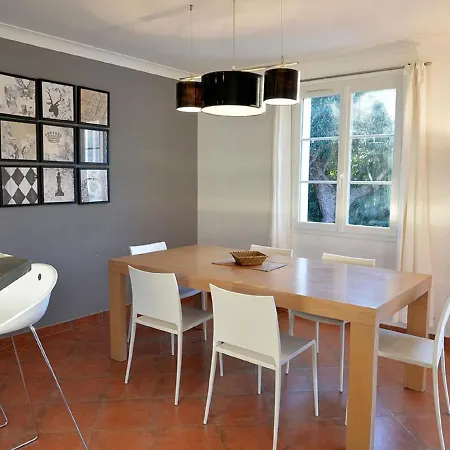 With Swimming Pool, Only 1 Km From Sea * Cavalaire-sur-Mer